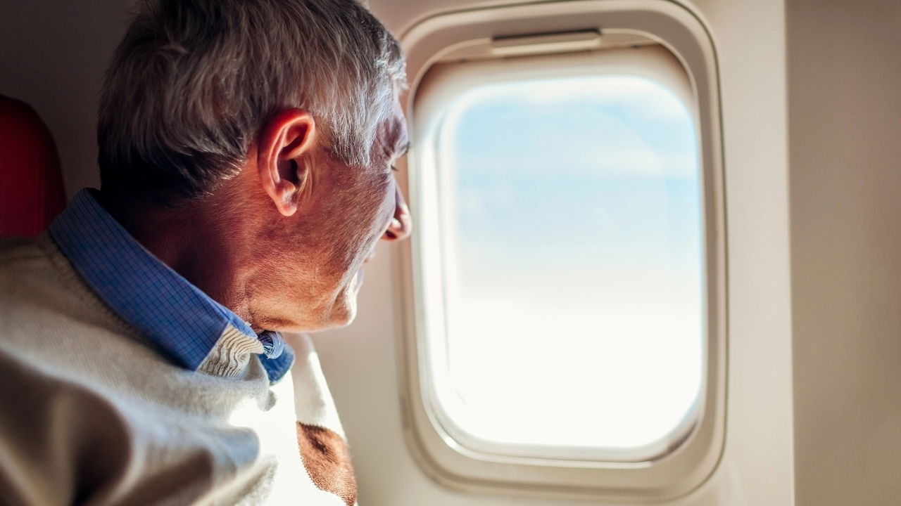 Guia para viajar com idosos pelo Aeroporto de Brasília sem complicações