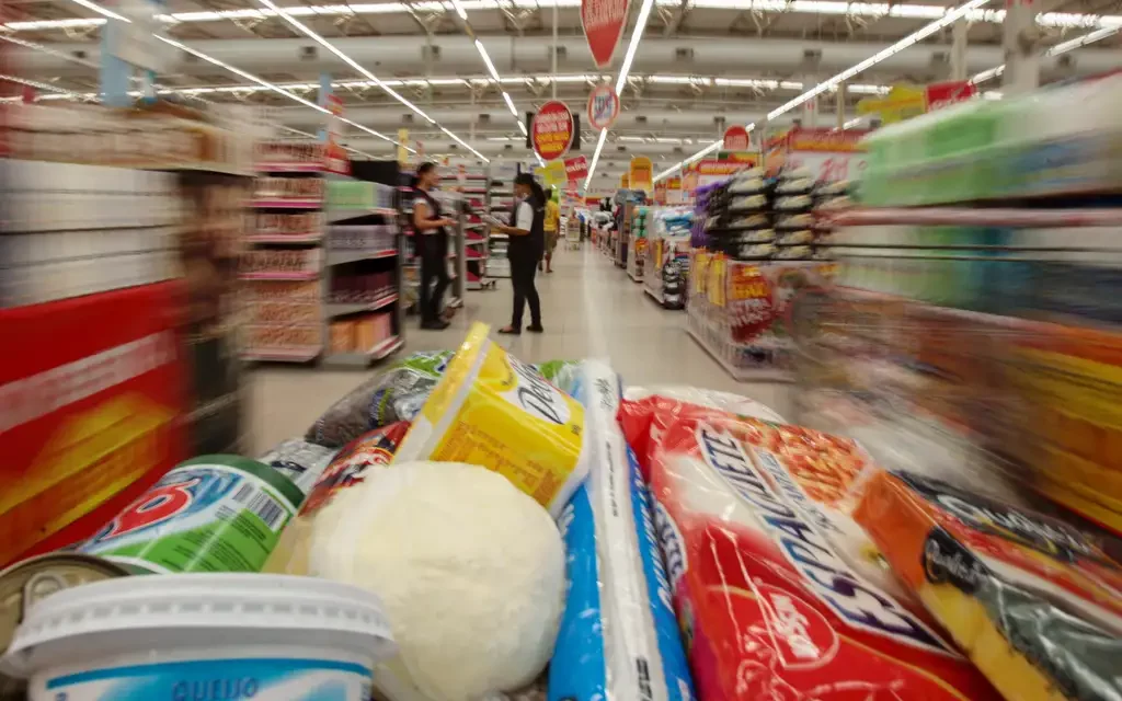 Crusoé: Preço dos alimentos continua impulsionando a inflação