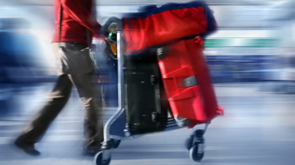 Como escolher malas leves para voos no Aeroporto de Guarulhos