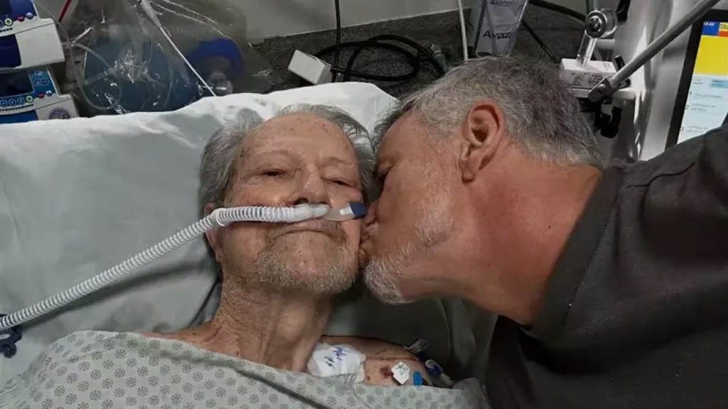 Marcello Novaes pede corrente de orações para o pai