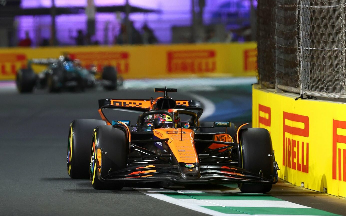 Fórmula 1: Piastri sobre, Norris desce