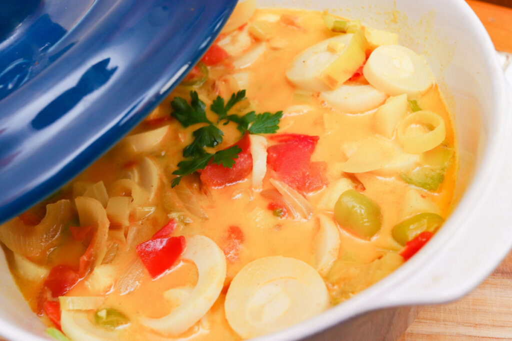 5 receitas fáceis de moqueca vegana