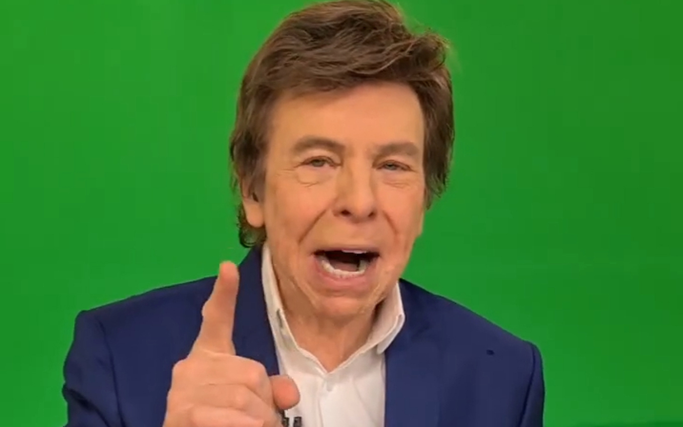 RedeTV! demite apresentador do TV Fama por briga com Nelson Rubens