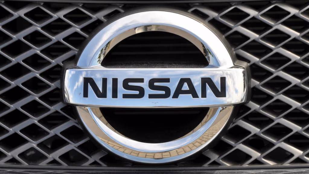 Nissan ressuscita velho conhecido e divide opiniões
