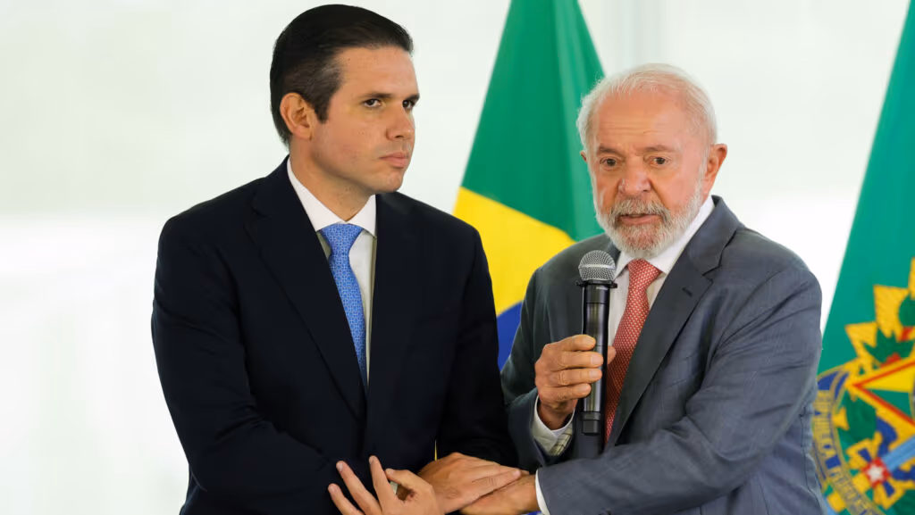 Lula se reúne com Motta e presidente do Republicanos no Alvorada