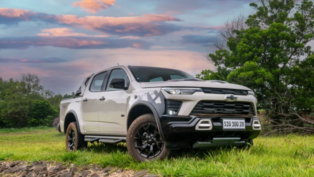 A caminhonete mais robusta e versátil que você pode comprar hoje no Brasil
