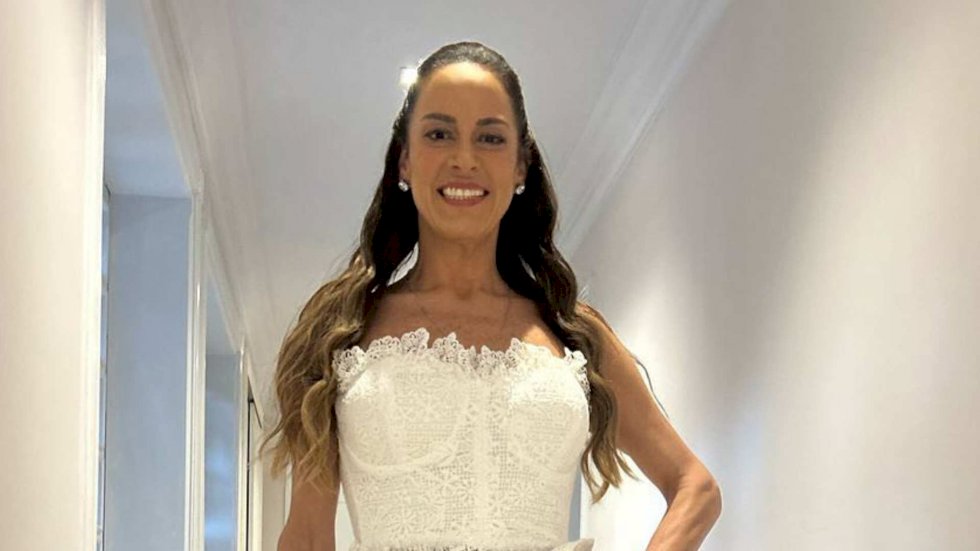 Filha de Silvio Santos comprou vestido de casamento no Brás