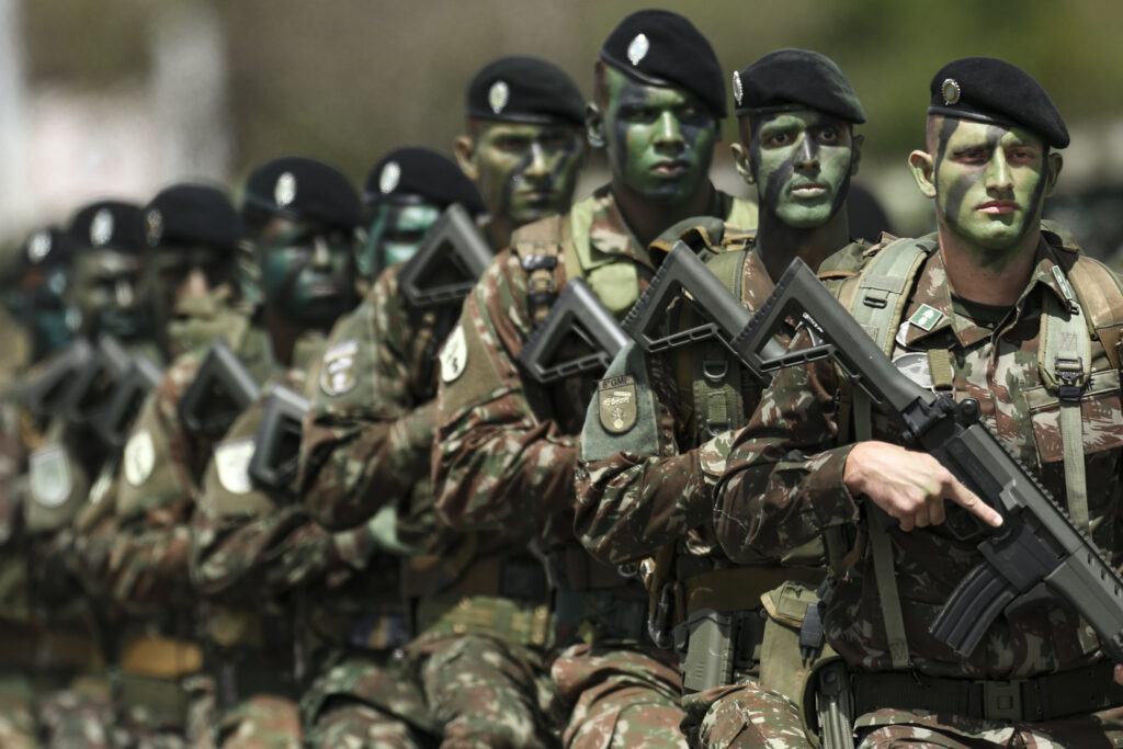 O exército mais poderoso da América Latina encara as grandes potências mundiais com tecnologia de ponta