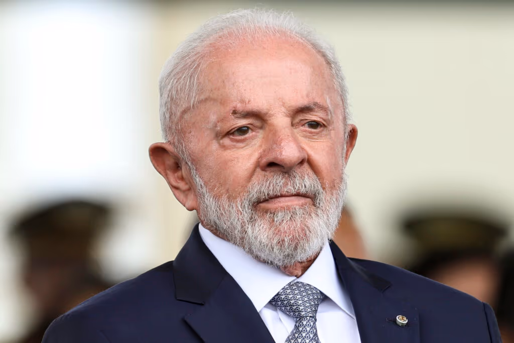 Lula recebe alta após exames por quadro de labirintite