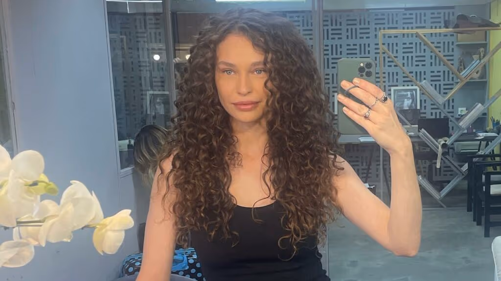 Atriz Maidê Mahl tem vaquinha online para ajudar em tratamento