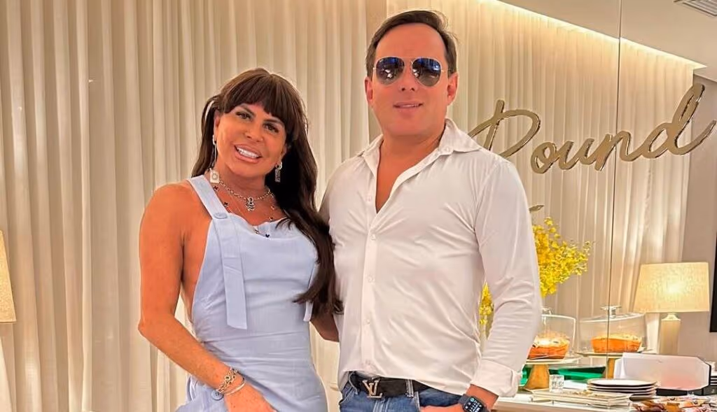 Gretchen move processo polêmico contra Jenny Miranda