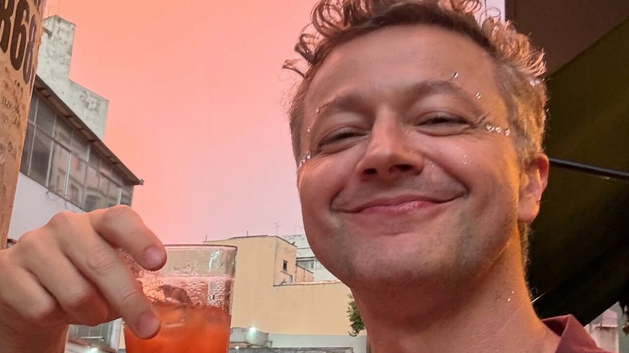 Lucas Lima comove ao levar filho Théo ao show do System of a Down