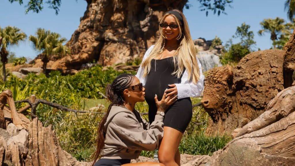 Ludmilla e Brunna Gonçalves decidem que filha nascerá nos EUA