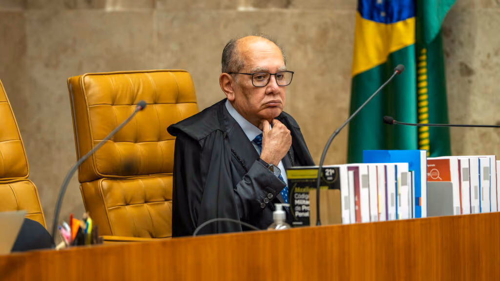Gilmar interrompe julgamento sobre descriminalização do aborto