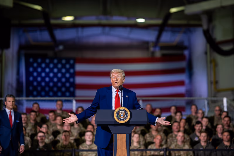 Crusoé: Suprema Corte autoriza Trump a revogar visto de 350 mil venezuelanos