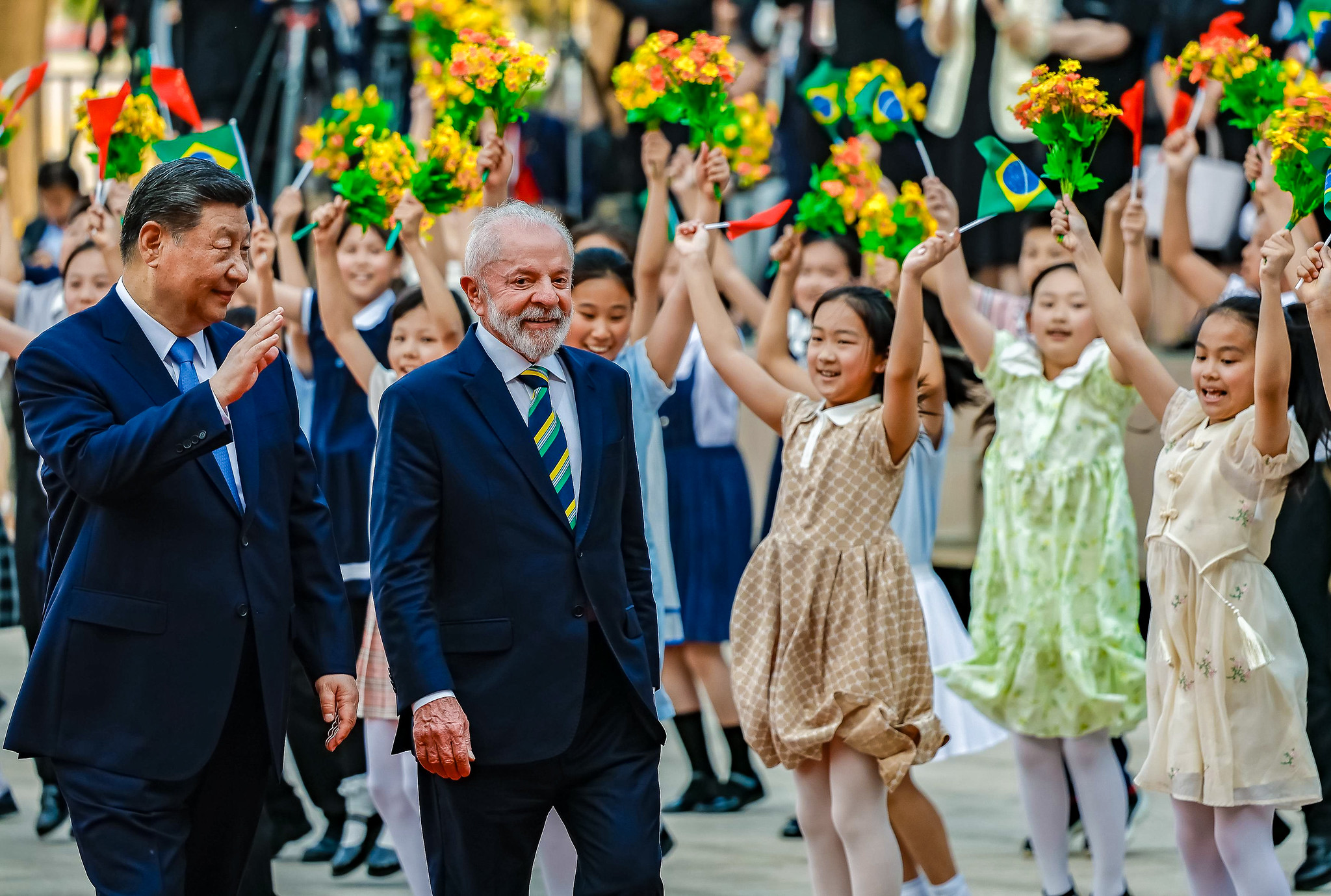 Lula toma o lado da China na guerra tarifária