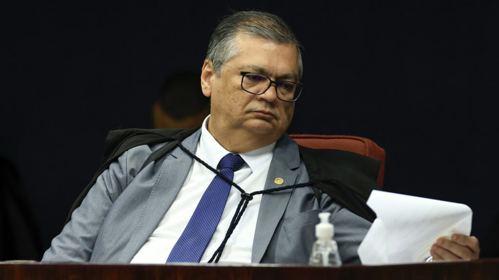 Dino: “Não se exige recibo para condenar alguém por corrupção”