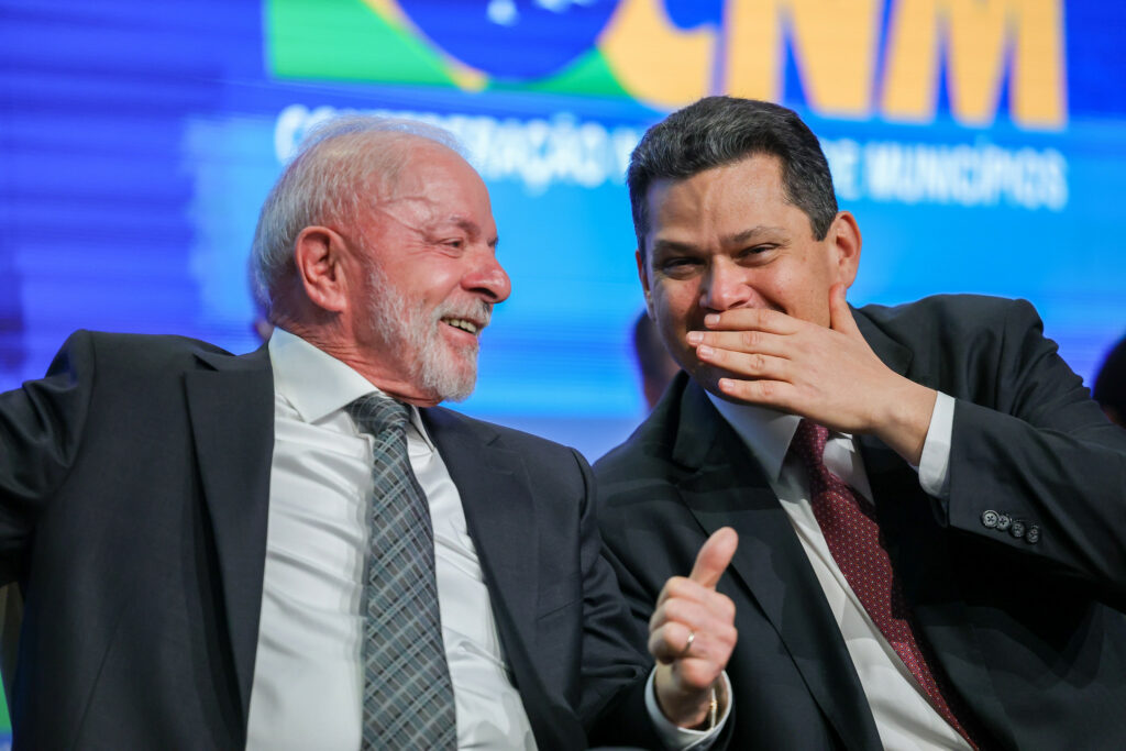 TI Brasil critica aumento de impostos para pagar gastança dos Três Poderes