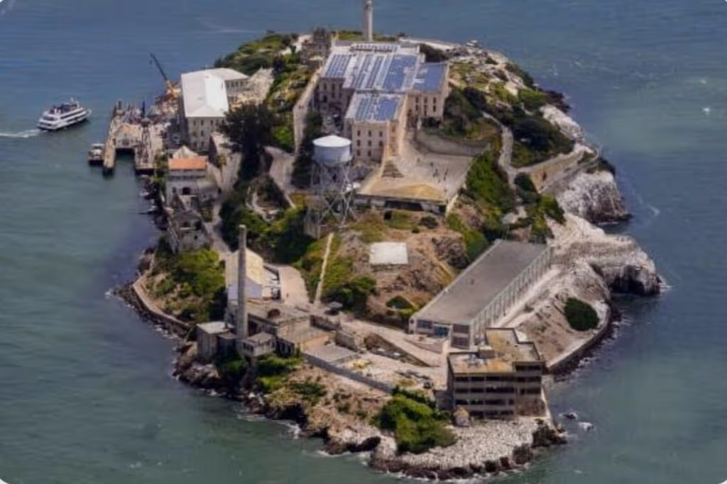 Trump propõe a reabertura da prisão de Alcatraz
