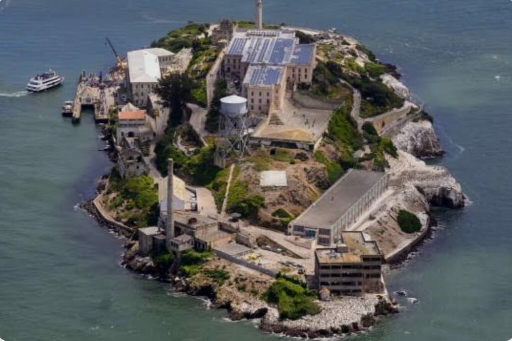 Trump propõe a reabertura da prisão de Alcatraz