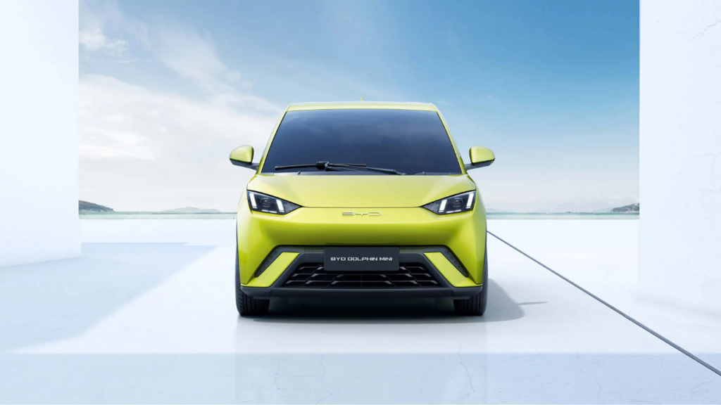 BYD lança novos modelos elétricos Dolphin e Dolphin Mini 2025