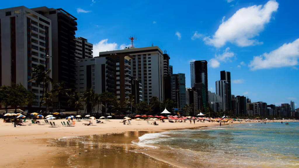 2 praias brasileiras que estão entre as queridinhas dos estrangeiros