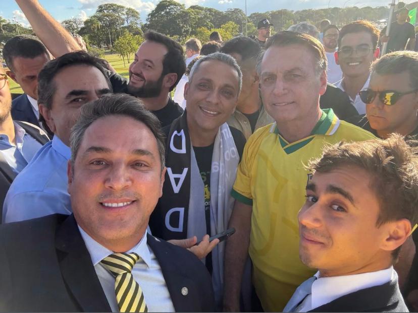 Crusoé: Vale tudo para escapar do STF