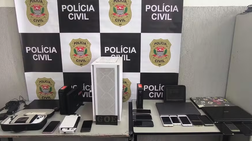 Polícia apreende eletrônicos de adolescente na Operação ‘Fake Monster’