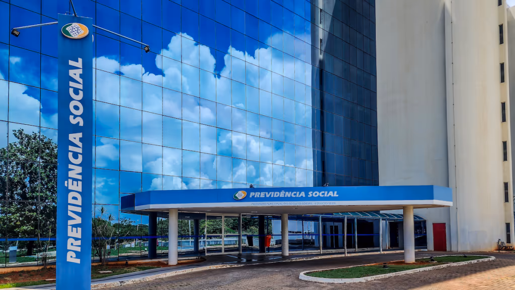 “É essencial que a CPI dos Aposentados seja instalada”