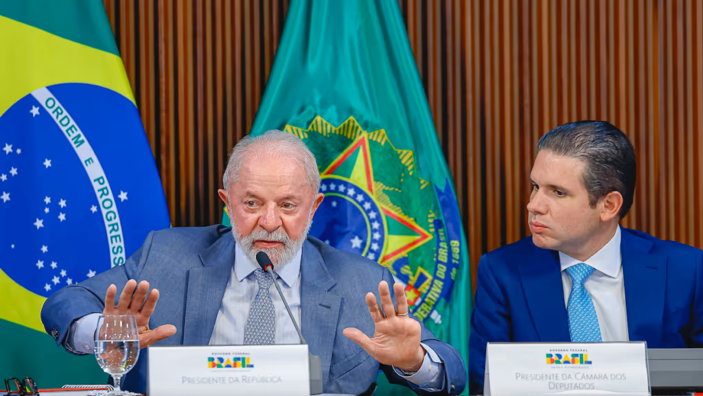 Motta manda recado a Lula: “O Brasil não precisa de mais imposto”