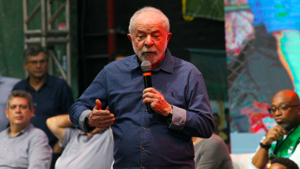 Estatais bancam palcos para Lula discursar