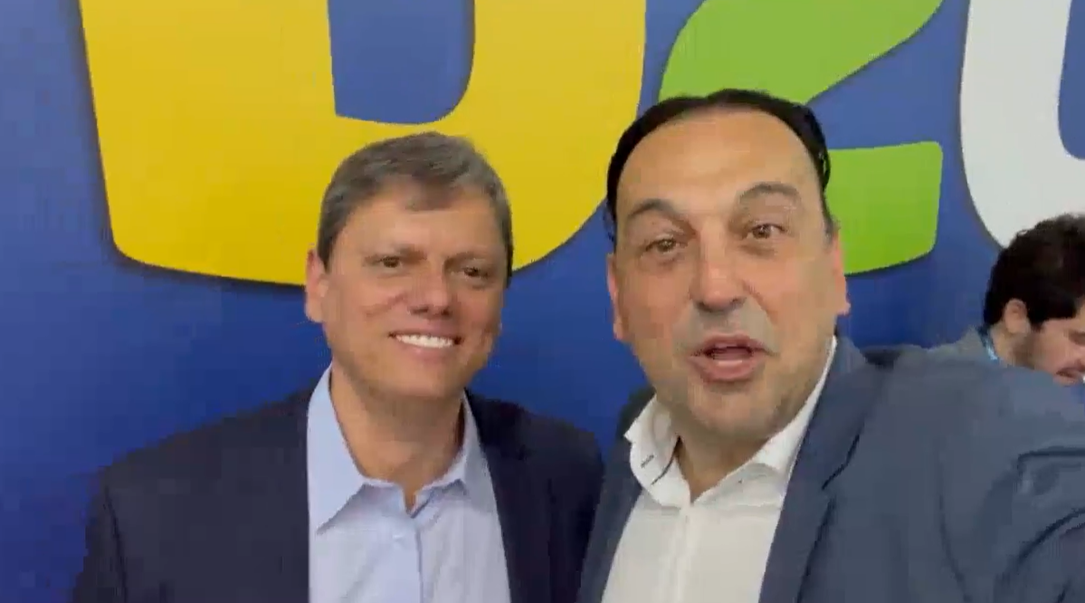 PT processa vice de Tarcísio por chamar sigla de “narcoafetiva”