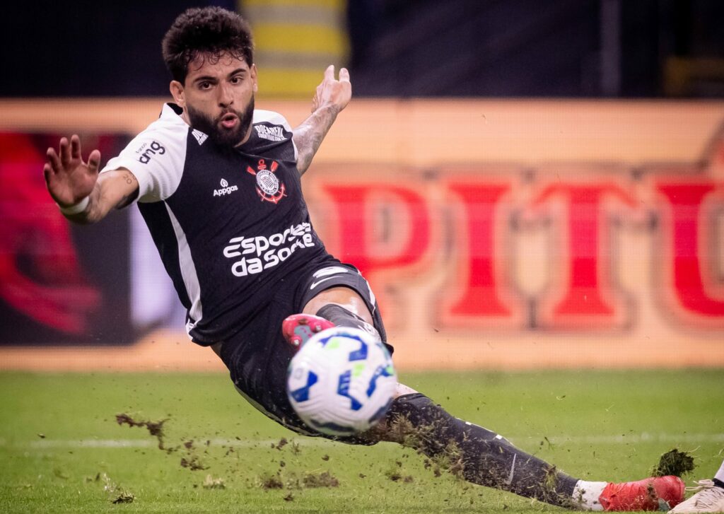 Corinthians avança na Copa do Brasil com golaço de Yuri Alberto