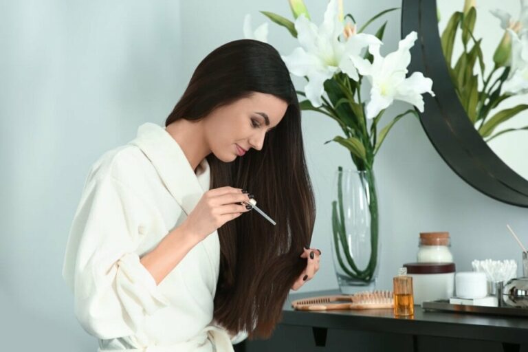 5 maneiras eficientes de usar óleo para cabelo