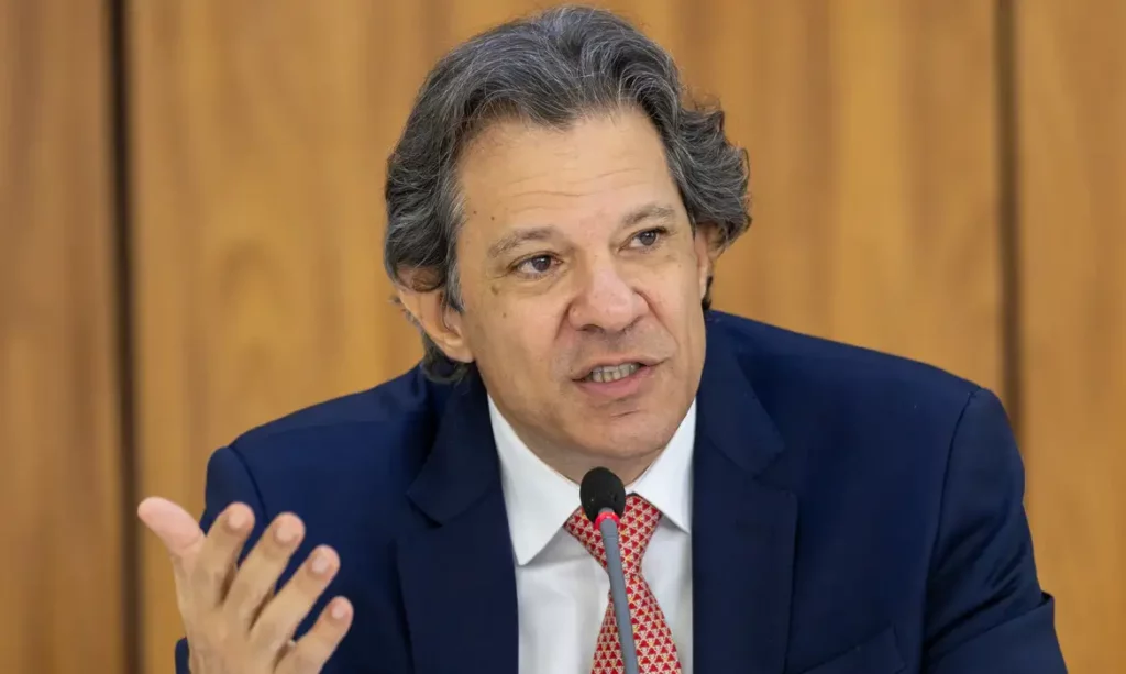 Haddad: “Estamos arrumando sua bagunça, Bolsonaro”