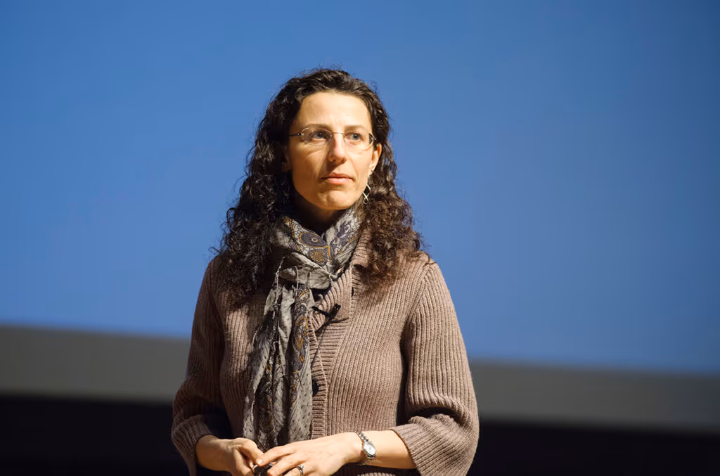 Pesquisadora famosa por estudar desonestidade é demitida de Harvard por fraude