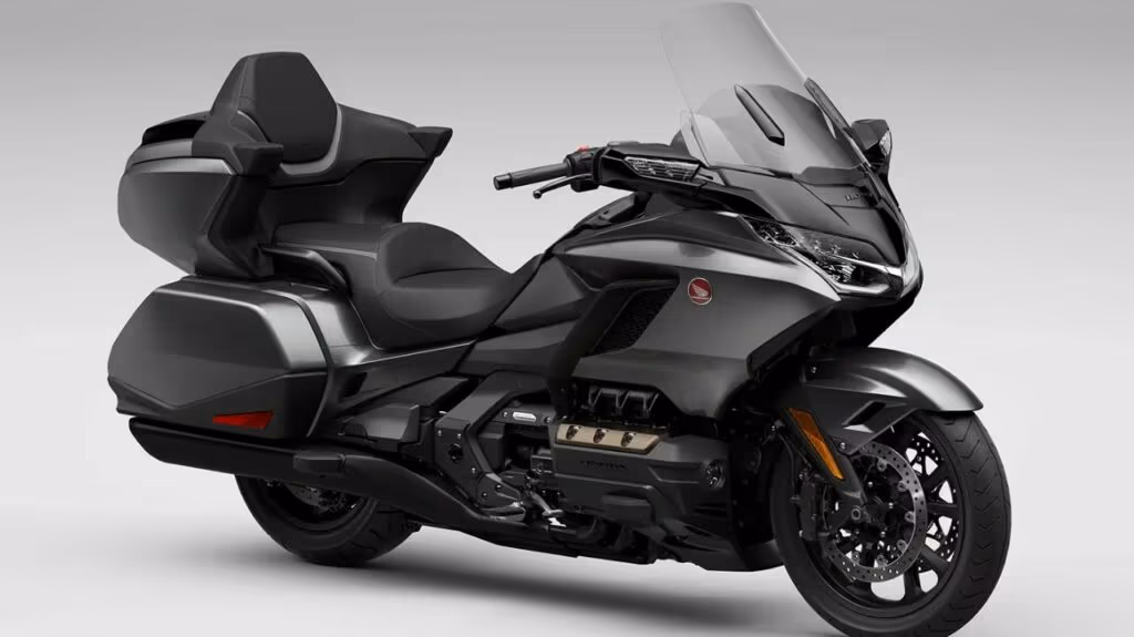 Honda lança a ”rainha das estradas” com tudo que você precisa em uma única moto