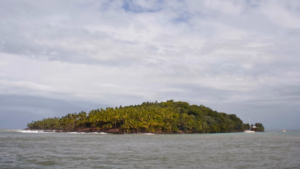 Ilha gigante reaparece no Atlântico e pode ser brasileira, segundo cientistas