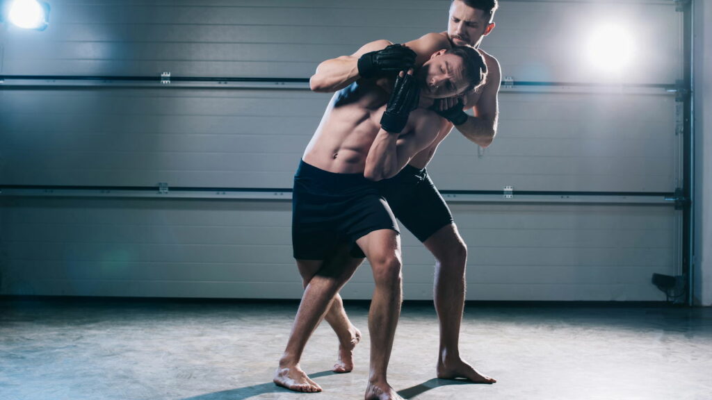Por que o peso-pena é uma das categorias mais disputadas do MMA