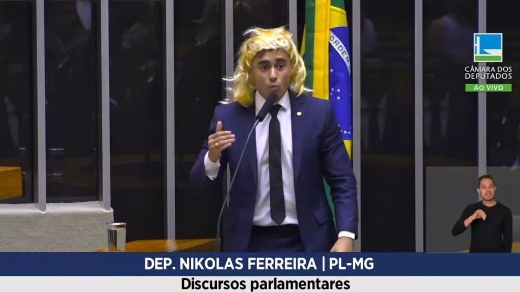 Dennys Xavier na Crusoé: O julgamento arbitrário do dizer