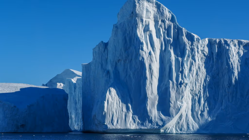 Maior iceberg do mundo começa a derreter e riscos são grandes