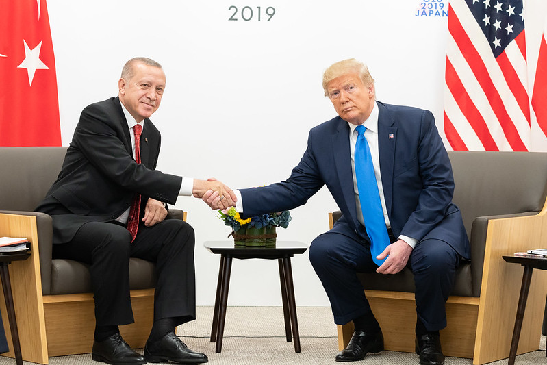 Crusoé: Aliança entre Trump e Erdogan por paz na Ucrânia?