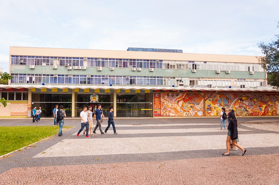 Resolução instaura perseguição identitária na UFSC