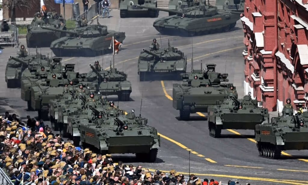 Crusoé: Intensificação militar russa na fronteira com Finlândia e Estônia preocupa