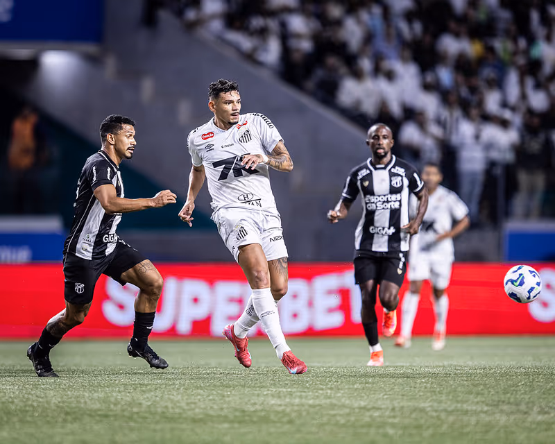 Santos é vaiado e Neymar homenageado após empate e vice-lanterna do Brasileirão