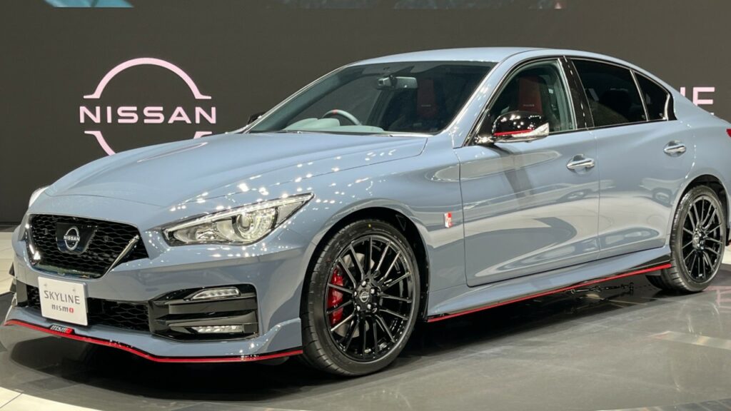 Nissan ressuscita velho conhecido e divide opiniões