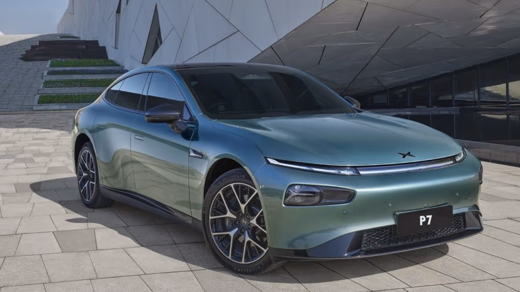 O novo queridinho dos carros elétricos está vindo da China e tem até IA