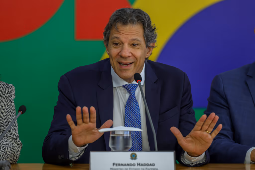 Oposição pede convocação de Haddad para explicar prazos a produtores rurais