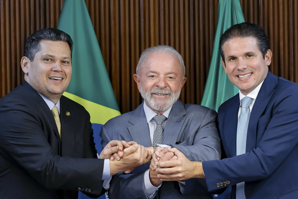 Transparência Brasil alerta para emendas “paralelas” de R$ 8,5 bi no Orçamento de 2025