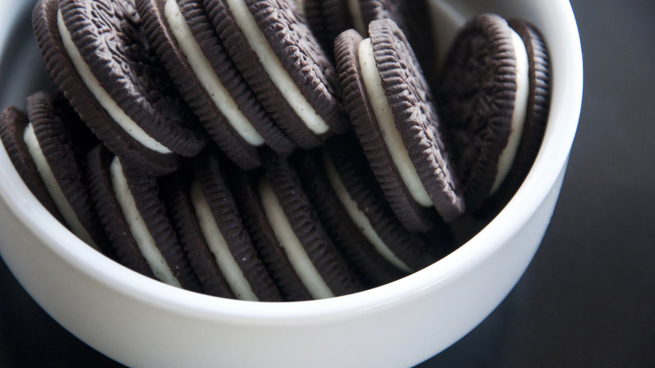 Estudo aponta que biscoito recheado tira 39 minutos de vida saudável